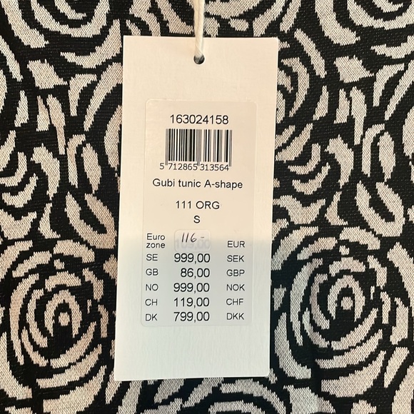 Beautiful floral tunic/dress with pockets - Picture 3 of 5